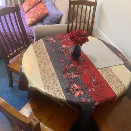 Sunny Holiday Home Wellington Ngoại thất bức ảnh
